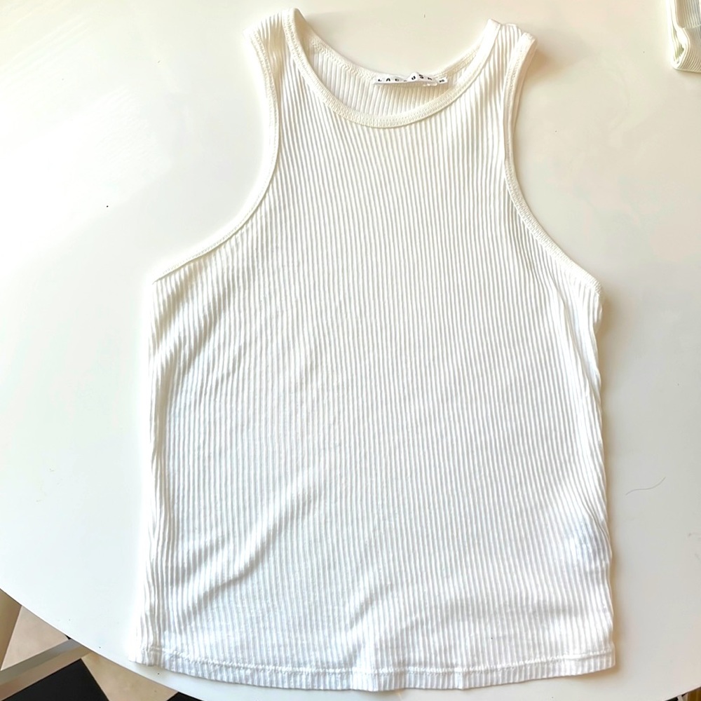 LACAUSA white tank top super cute and flattering!!
